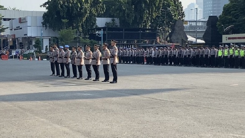 Kapolda Metro Jaya Pimpin Upacara Sertijab Wakapolda hingga Kapolres