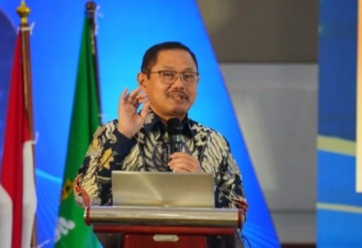 Dekan FK Unair Dipecat usai Kritik Naturalisasi Dokter Asing, Kemenkes Beri Klarifikasi 