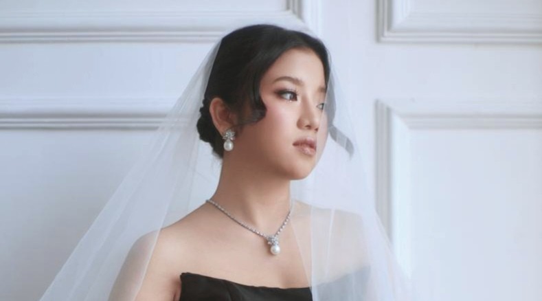 Jatuh Rapuh, Kolaborasi 2 Maestro di Single Terbaru Anggis Devaki