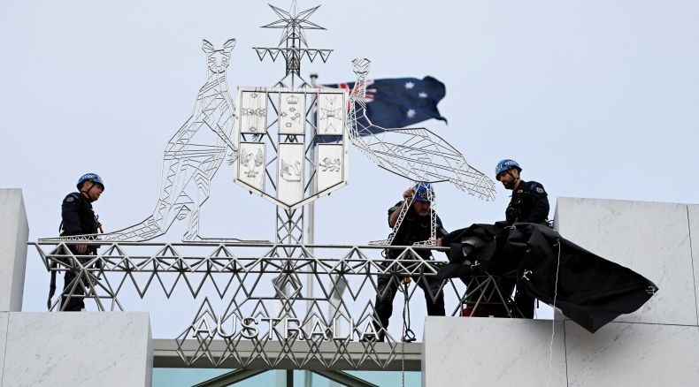 Demonstran Panjat Gedung Parlemen Australia, Serukan Pembebasan Palestina
