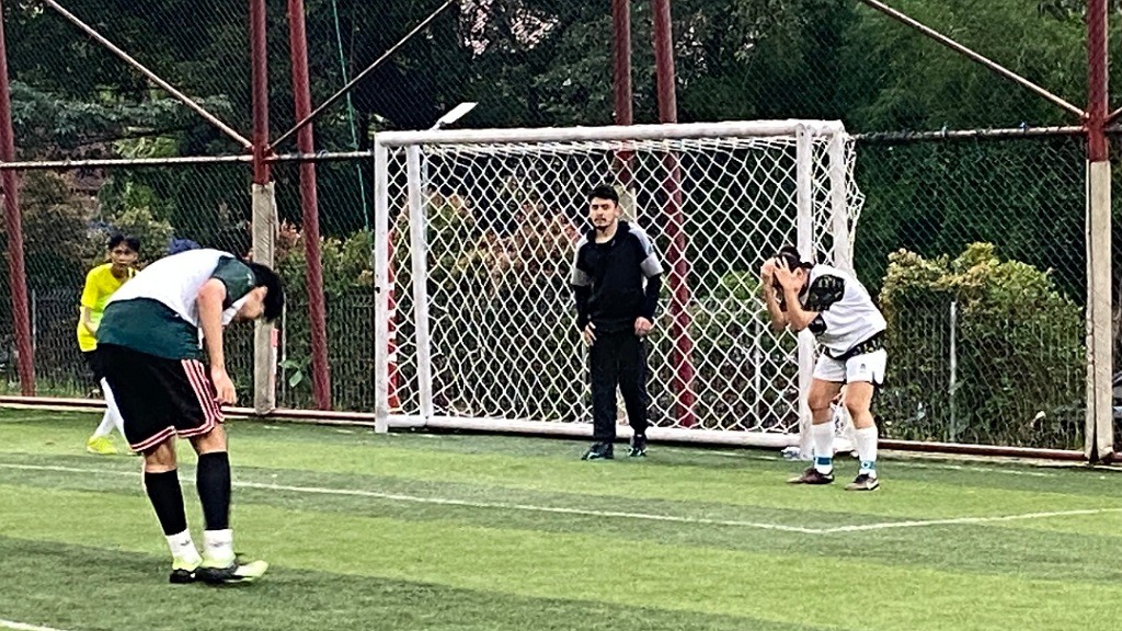 Asyraf Jamal Tak Sabar Tepis Tendangan Yusuf Mahardika di Ajang Celebrity Mini Soccer Euphoria Fest 2024