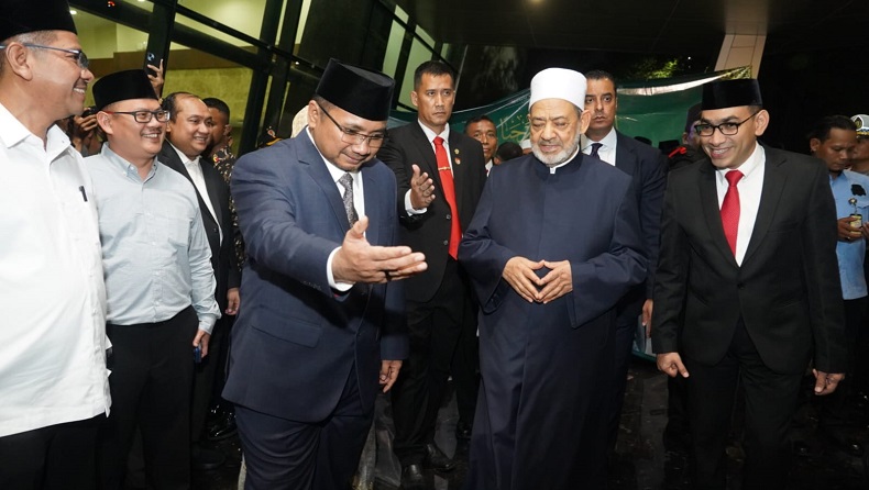 Grand Syekh Al Azhar Tiba di Indonesia, Bakal Bertemu Presiden Jokowi