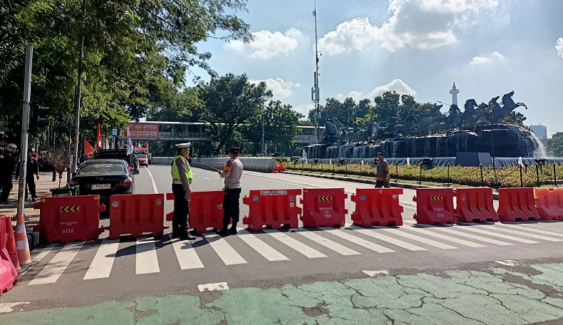 Demo Buruh di Patung Kuda Siang Ini, Arus Lalin Dialihkan