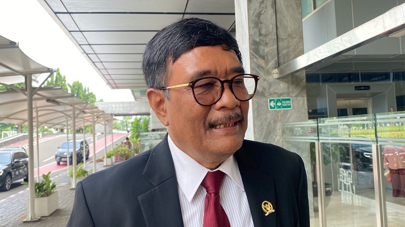 PDIP Sindir Dukungan 7 Parpol untuk Bobby Nasution: Kapasitas atau Pengaruh Mertua?