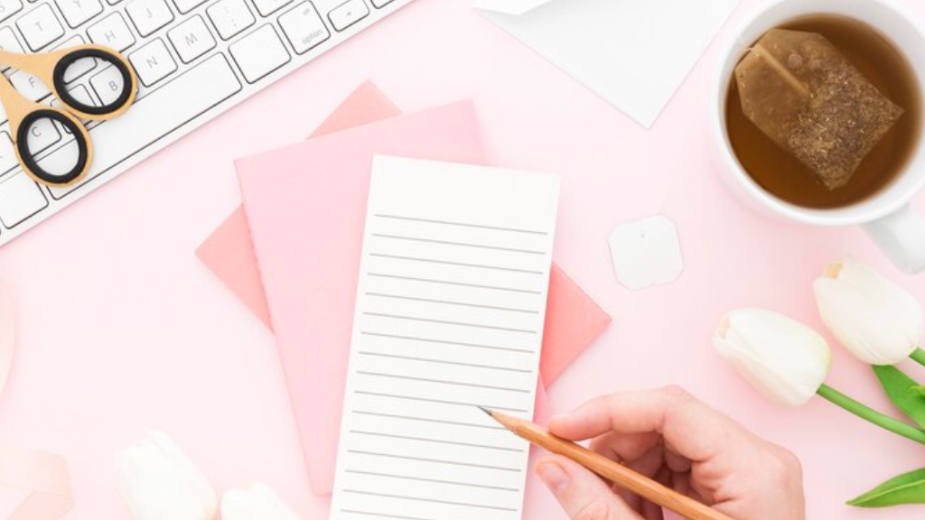 7 Surat Buat Kakak OSIS MPLS Perempuan yang Penuh Semangat