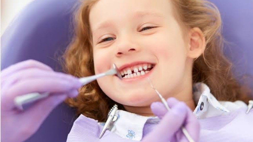 Jangan Sepelekan, Ini Pentingnya Menjaga Kesehatan Gigi dan Mulut Anak sejak Dini