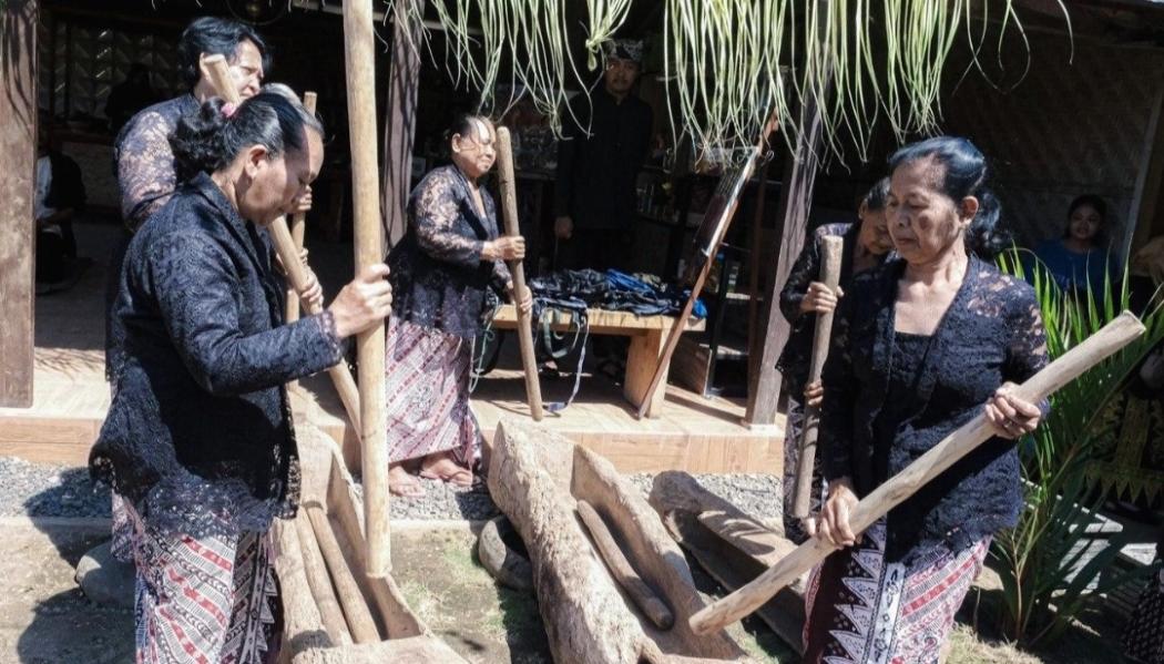 Melihat Budaya dan Keindahan Desa Osing Kemiren, Membuat Menparekraf Sandiaga Terpikat