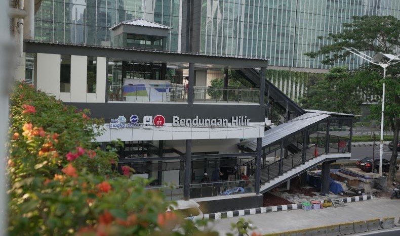Makin Megah, Halte Transjakarta Benhil Jakpus Kembali Dibuka Usai Revitalisasi