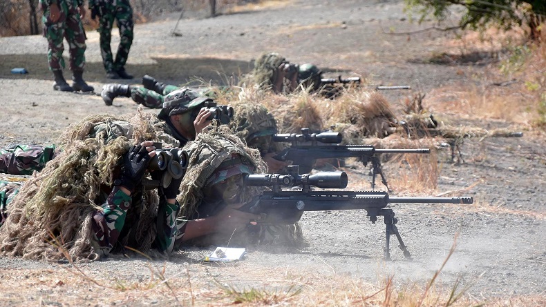 Potret Sangarnya Sniper Marinir TNI AL Berlatih Lenyapkan Musuh dari Jarak Jauh
