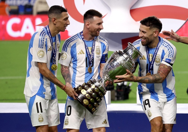 Pesan Haru Lionel Messi usai Argentina Juara Copa America, Sebut Nama Di Maria dan Otamendi