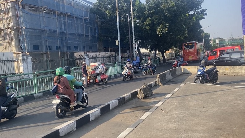 Pemotor di Pasar Minggu Belum Tahu Ada Operasi Patuh Jaya: Harus Rutin Tiap Hari