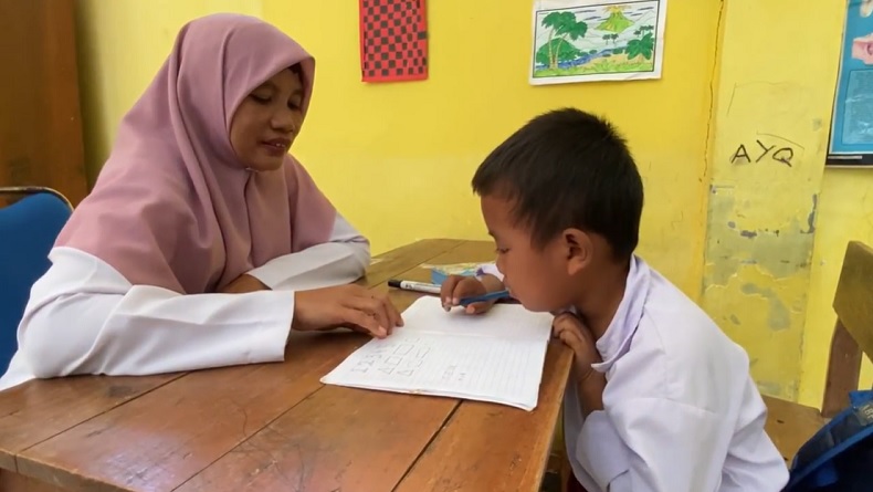 Memprihatinkan, Tahun Ajaran Baru SDN Sumberaji 1 Jombang Hanya Dapat Seorang Siswa