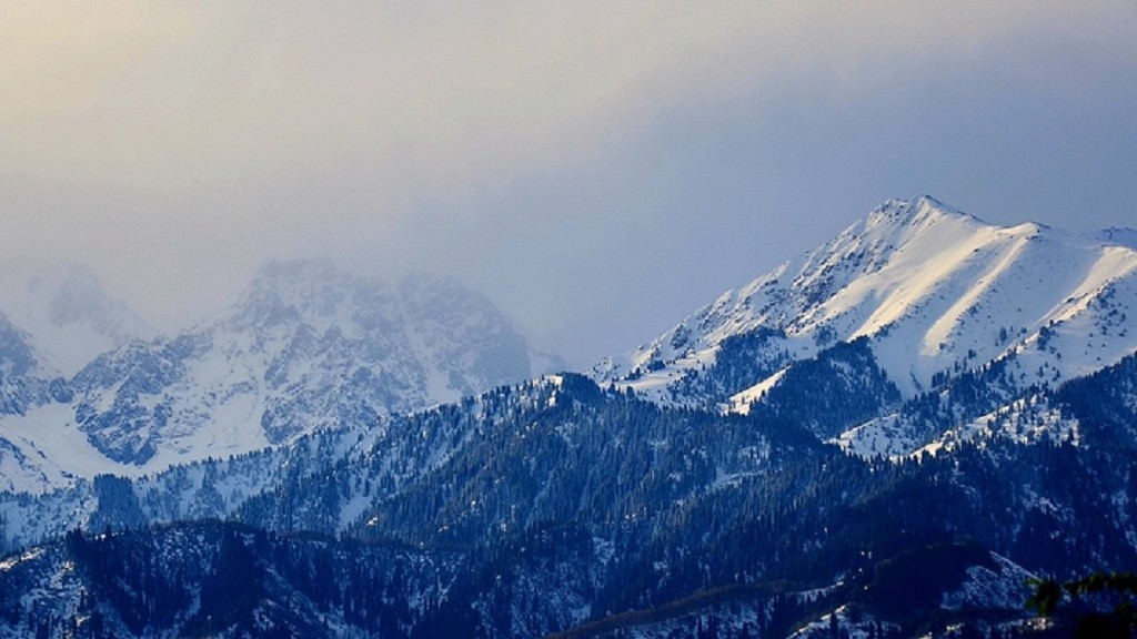 Mengenal Angin Monsun Australia yang Sebabkan Suhu Dingin di Pulau Jawa