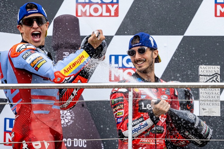 Francesco Bagnaia Tak Peduli meski Setim dengan Marc Marquez di MotoGP 2025