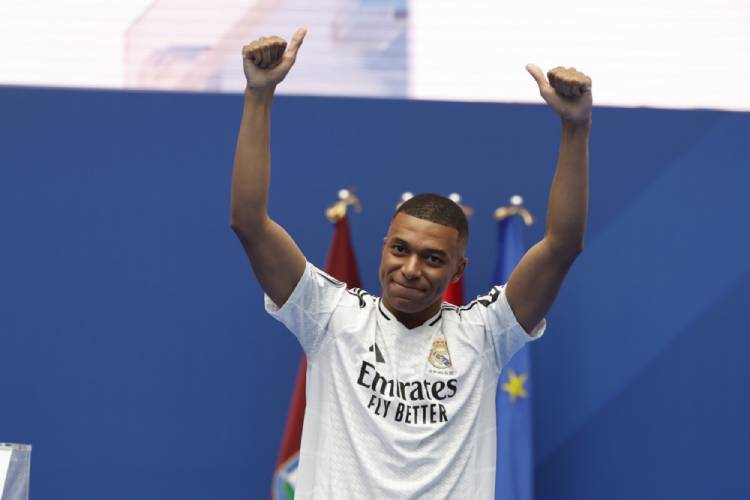 Kylian Mbappe Gabung Real Madrid, Carlo Ancelotti: Selamat Datang di Klub Terbaik Dunia!