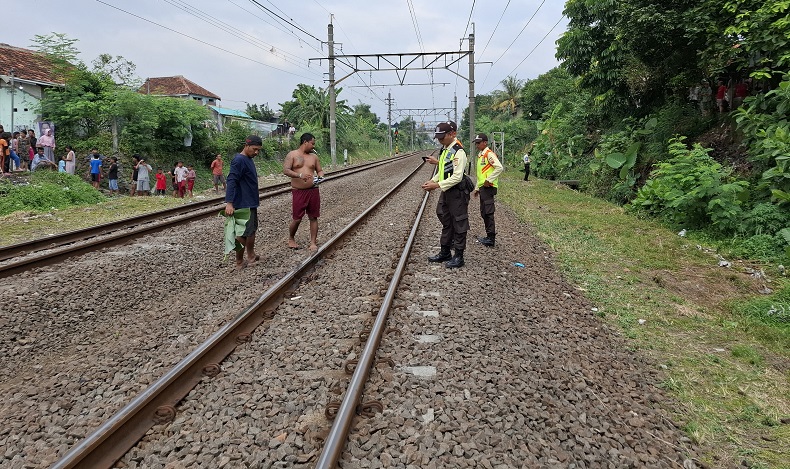 Perempuan Tanpa Identitas Tertabrak KRL di Bogor, Tewas akibat Luka Parah