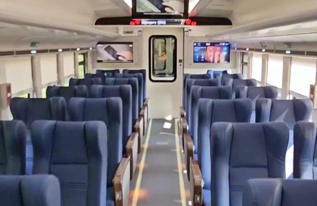 Viral Ibu-ibu Rombongan Berisik di Gerbong, Begini Cara Sewa Kereta via KAI