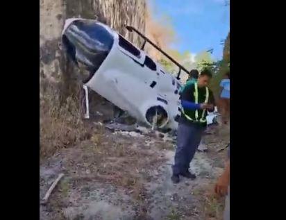 Detik-Detik Helikopter Angkut 4 Wisatawan Jatuh di Suluban Bali 
