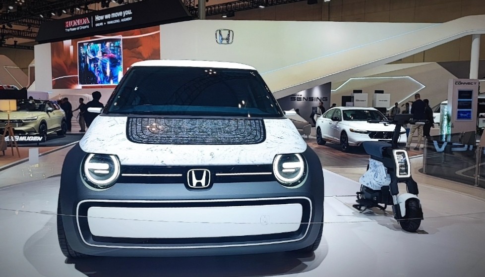 Unik, Honda Tampilkan 2 Kendaraan Listrik Konsep dari Bahan Daur Ulang di GIIAS 2024