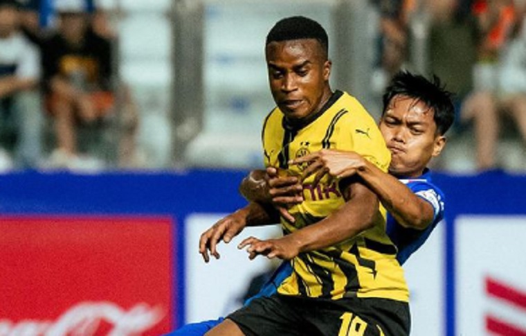 Ngeri! Klub Thailand BG Pathum United Bantai Dortmund 4-0, Top Skor Piala AFF Cetak Gol