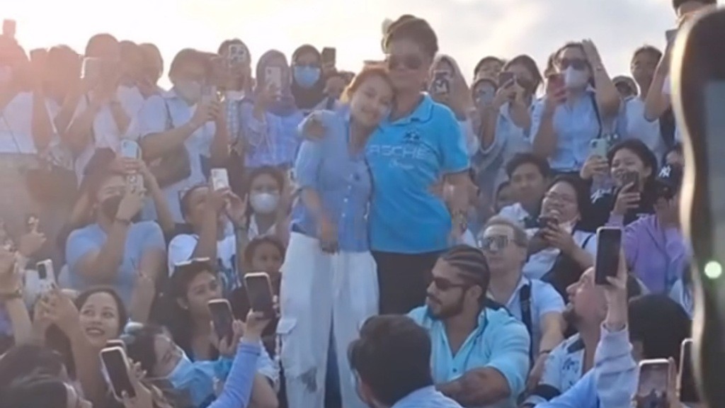 Kalung Berisi Abu Dali Wassink Jadi Sorotan, Dipakai Ibunda dan Jennifer Coppen