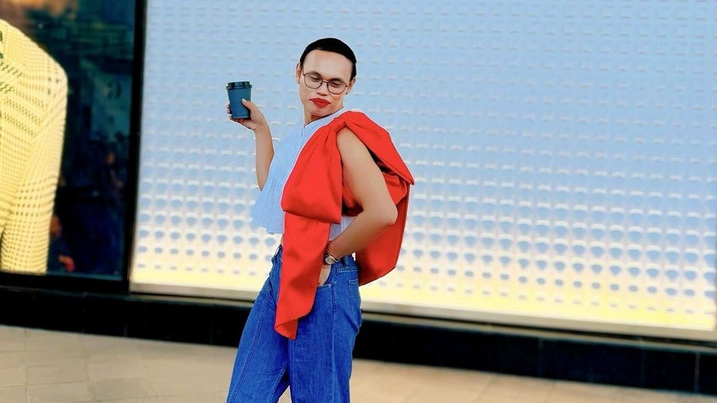 Sosok Wanda Hara, Fashion Stylist Artis yang Tuai Kecaman usai Pakai Cadar di Kajian Hanan Attaki