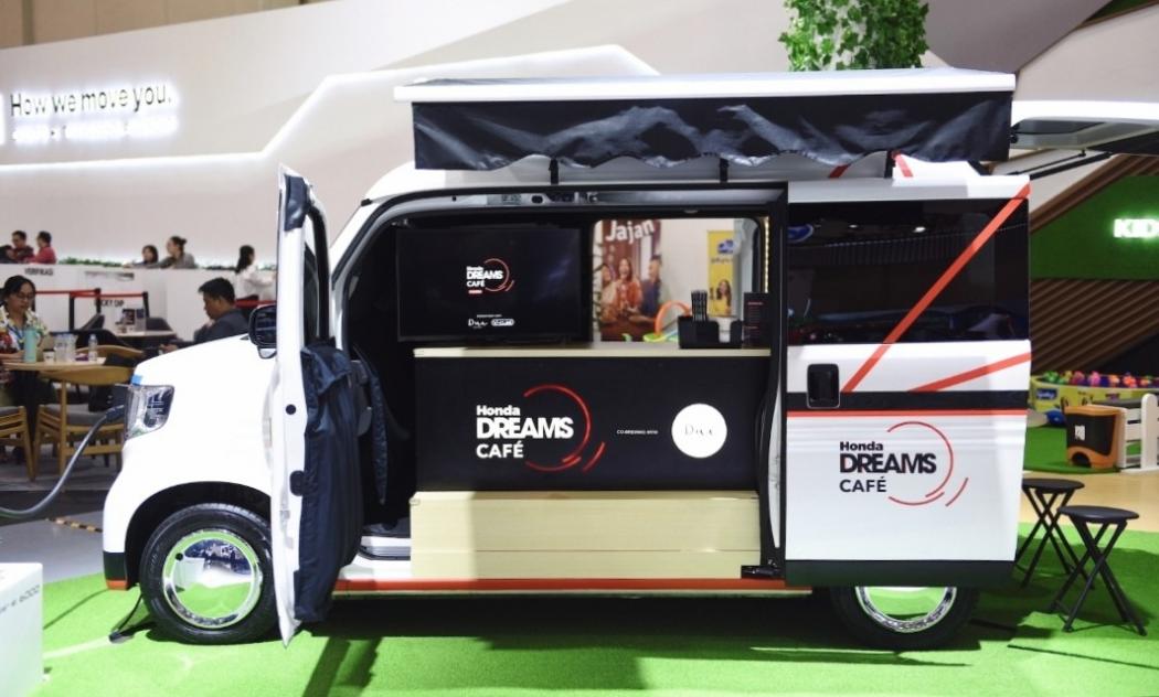 Tampil di GIIAS 2024, Honda Pamerkan Mobile Cafe Elektrik Pertama di Dunia