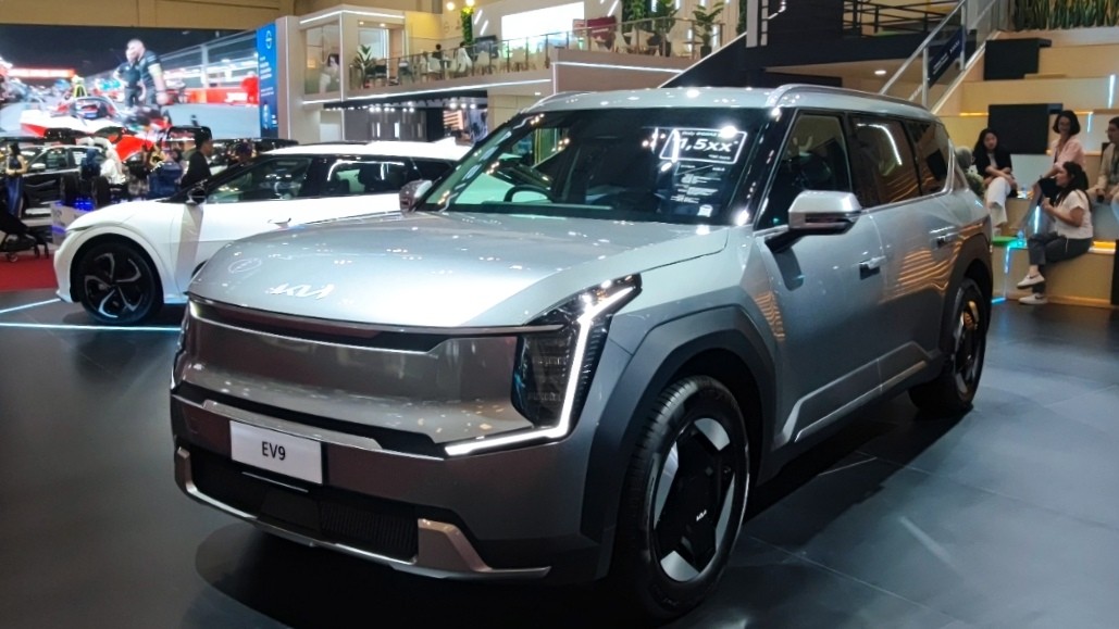 Kia Hadirkan Kendaraan Premium Ramah Lingkungan EV9 Earth di GIIAS 2024, Gunakan Material Daur Ulang