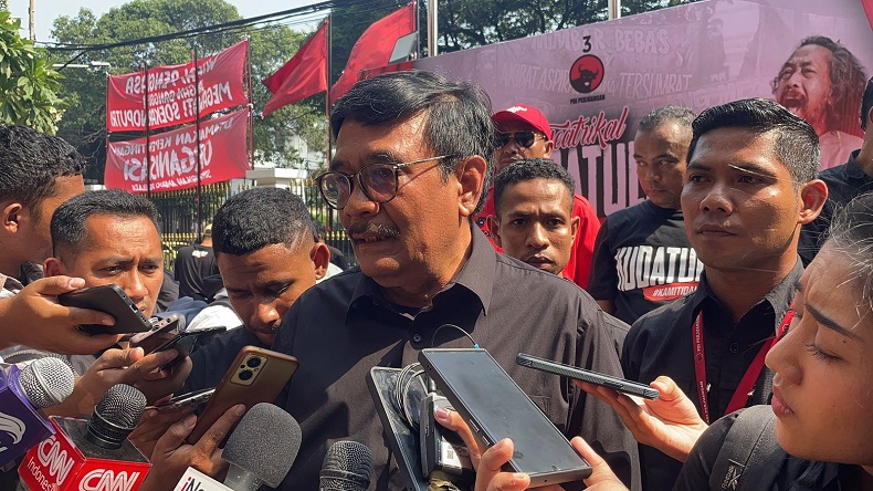 PDIP Dikabarkan Umumkan Cagub Jakarta hingga Jateng, Djarot: Tunggu Nanti Siang