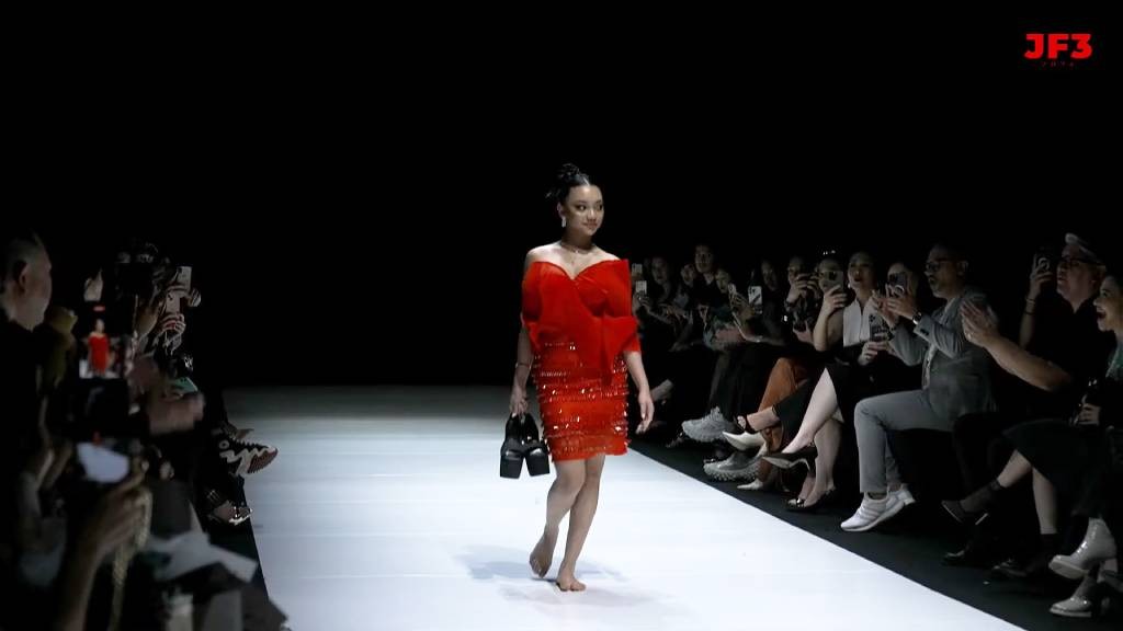 Viral Naura Ayu Catwalk di JF3 2024, Sempat Jatuh lalu Bangkit Penuh Percaya Diri 