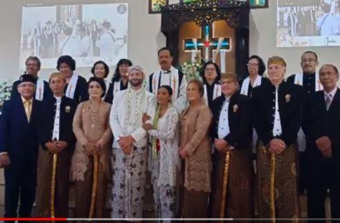 Bule Amerika Nikahi Gadis Jombang, Begini Kisah Cintanya