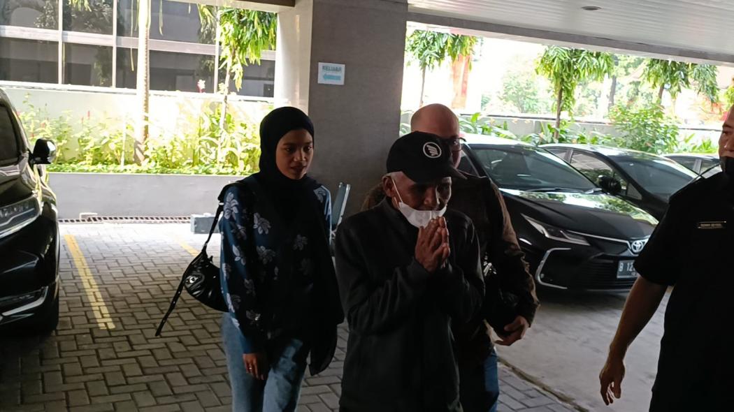 Keluarga Dini Sera ke KY, Laporkan 3 Hakim yang Vonis Bebas Ronald Tannur