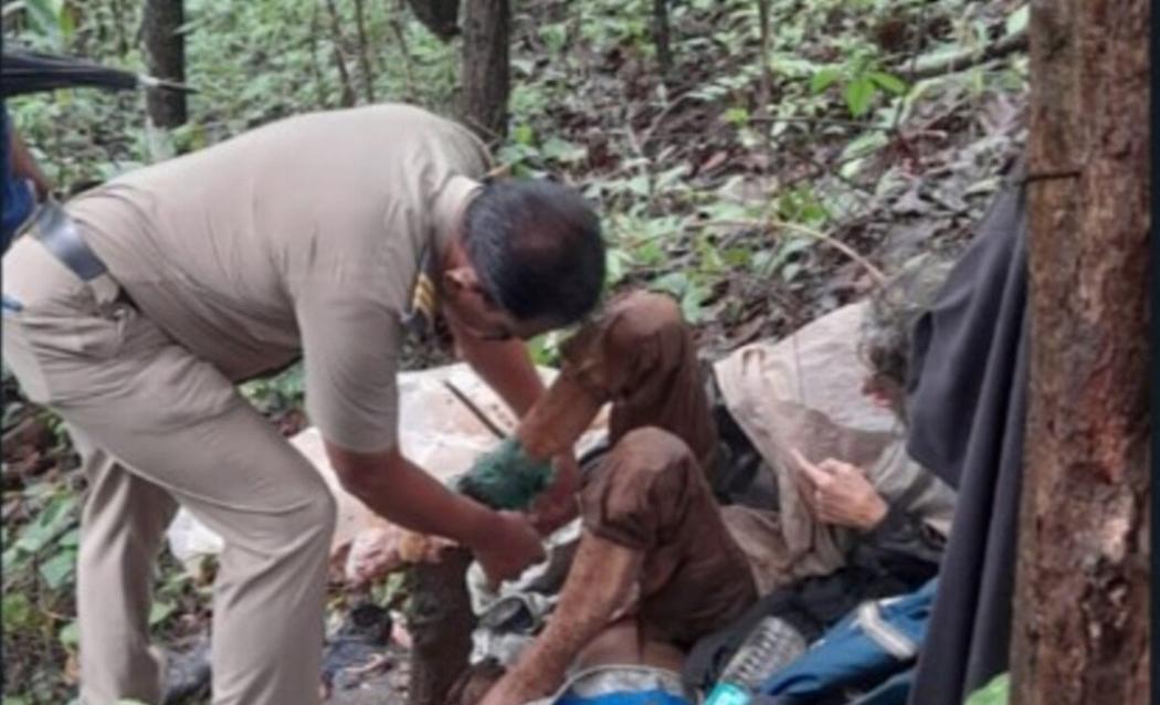 Perempuan Ditemukan Terikat Rantai Besi di Pohon dalam Hutan Berhari-hari, Pelaku Diduga Suami