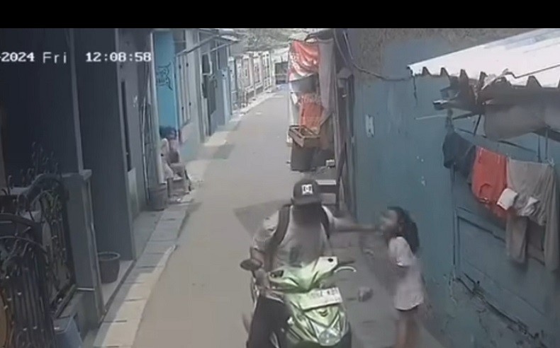 Waspada, Jambret Bermotor Sasar Perhiasan Anak di Teluk Pucung Bekasi