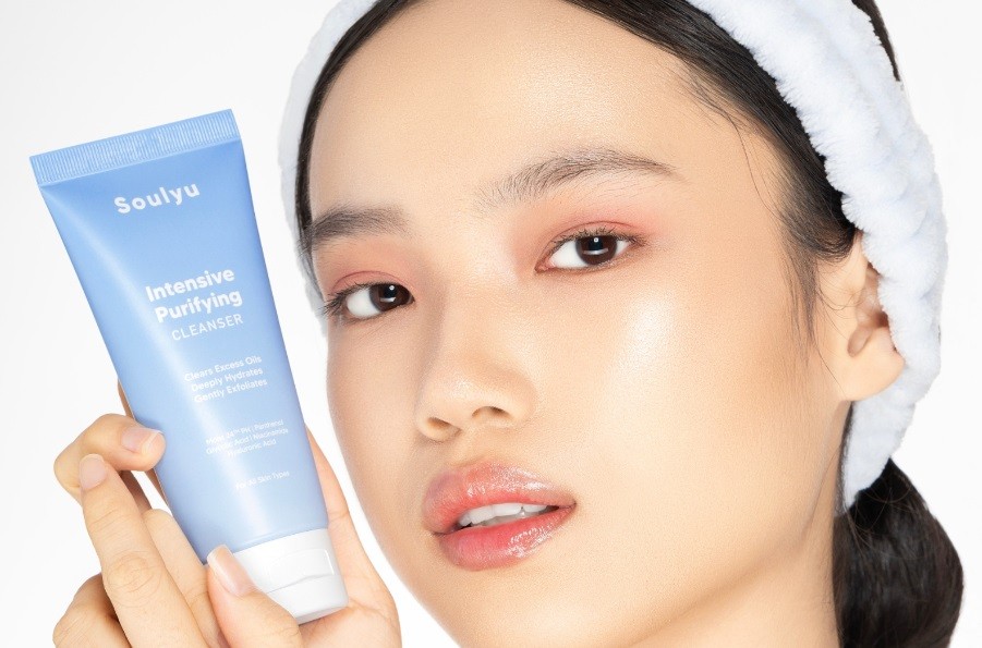 Cara Pakai Face Wash yang Benar, Simak Tips Berikut Ini!