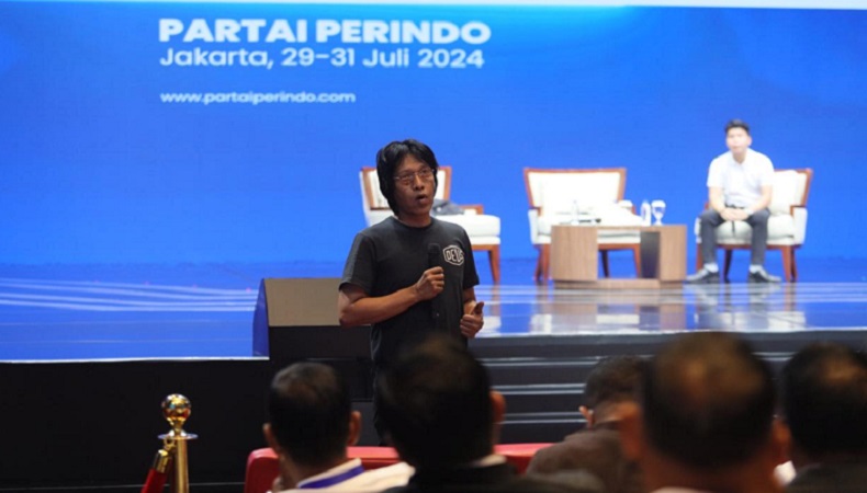 Di Depan Kader Perindo, Adian Napitupulu Cerita 3 Kali Nyaleg Tanpa Bagi Amplop 