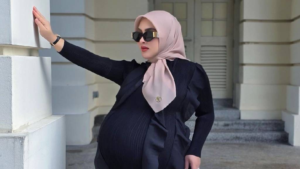 Syahrini Ungkap Usia Kehamilan Sudah 39 Minggu, Sebentar Lagi Jadi Ibu!