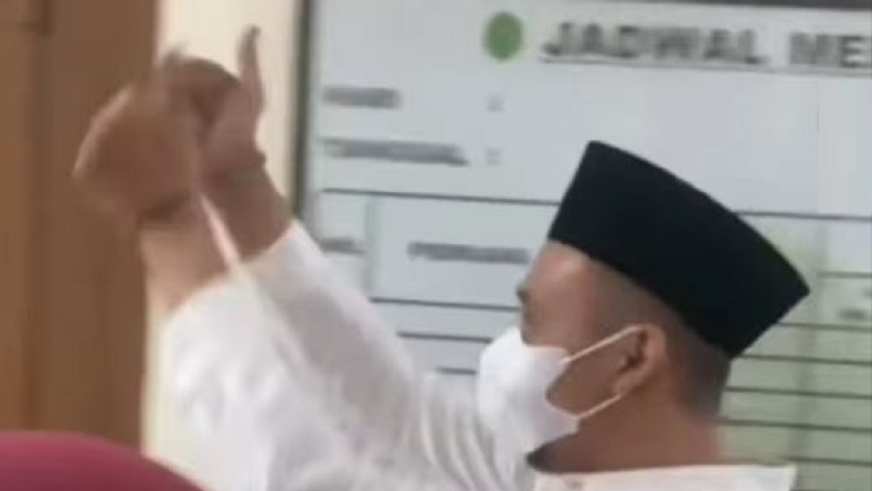 Viral Penipu Umrah Rp4,9 Miliar Hanya Divonis 3 Tahun Penjara, Joget Mengejek di Depan Korban