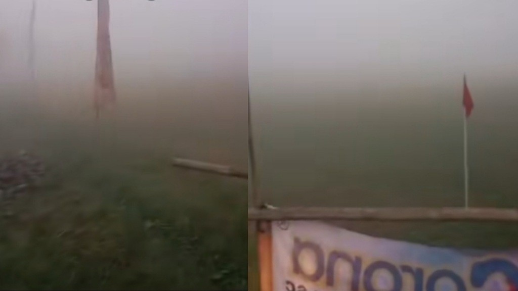 Kocak Begini Jadinya jika Nonton Bola di Gunung, Lapangan Tertutup Kabut!