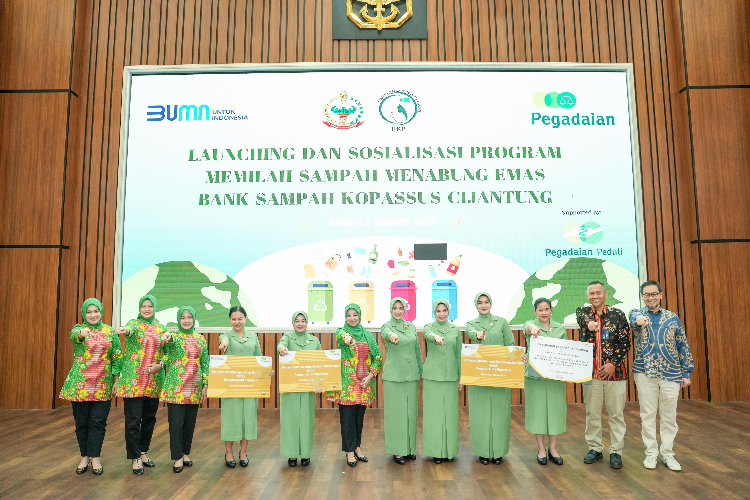 Pegadaian dan Persit KCK PCBS Kopassus Berkolaborasi, Luncurkan Program Bank Sampah