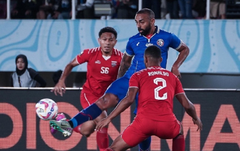 Arema FC Juara Piala Presiden 2024 usai Tumbangkan Borneo FC via Adu Penalti