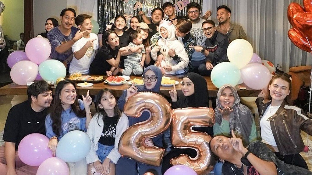 Lesti Kejora Ultah Ke-25, Ucapan Rizky Billar Jadi Sorotan: Doa Terbaik Buat Kamu Ya Love U