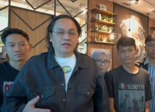 Kuasa Hukum Saka Tatal Kirim Surat Undangan Sumpah Pocong ke Iptu Rudiana