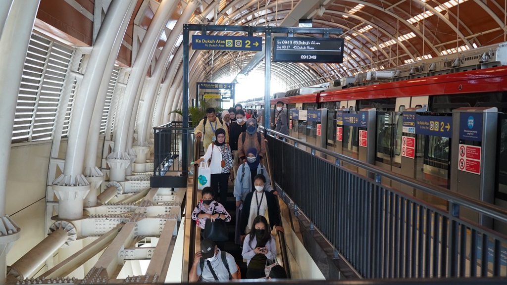 KAI Uji Coba Tambah 14 Perjalanan LRT Jabodebek Mulai Hari Ini