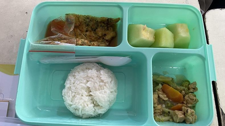 Penampakan Menu Makan Siang Gratis Program Prabowo-Gibran, Suka?