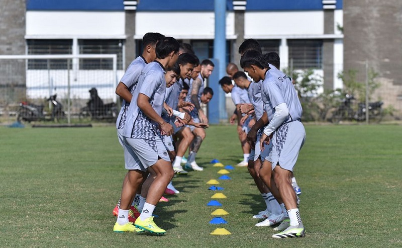 Jadwal dan Link Live Streaming Persib Vs PSBS Biak di Laga Pembuka Liga 1 Malam Ini