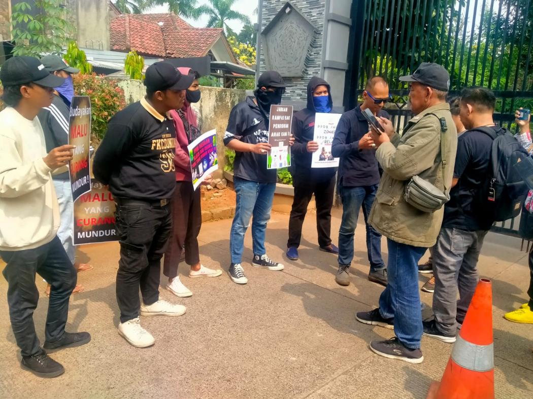 Didemo Sejumlah Massa soal PPDB, SMAN 7 Tangsel Beri Klarifikasi