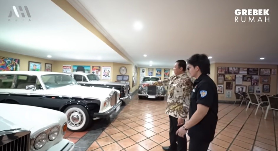 Intip Harta Karun di Garasi Bambang Soesatyo, Ada Mobil Ratu Elizabeth