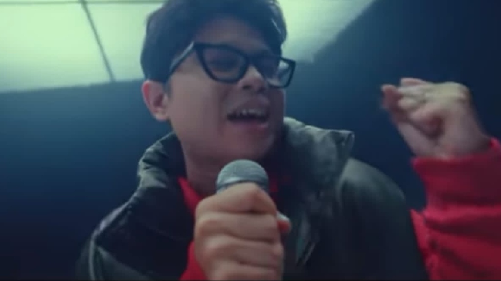 Makna Lagu Sialan Juicy Luicy & Adrian Khalif: Refleksi tentang Cinta, Kehilangan dan Harapan