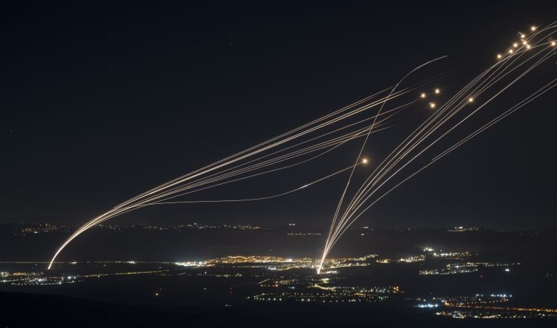  Rudal Iron Dome Israel Error saat Cegat Roket Hizbullah, Hantam Rumah Warga